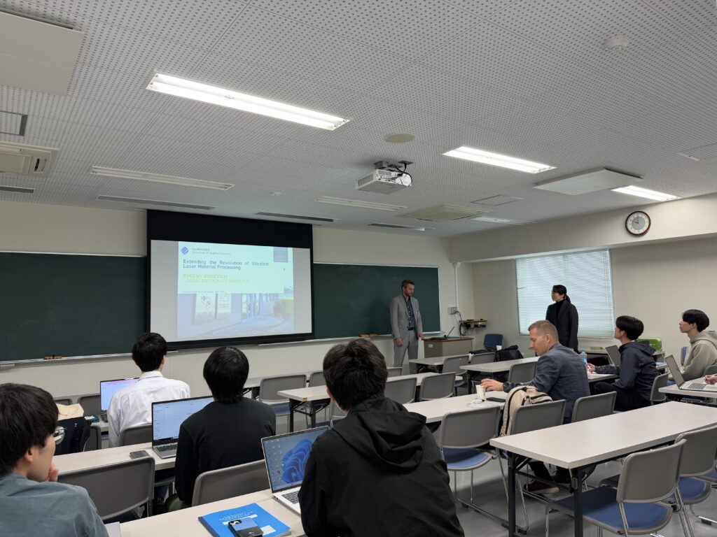 FH Münster, University of Applied SciencesのEvgeny Gurevich教授が講演されました